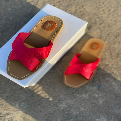 high quality slip-on sandles (louis vuitton) Blossom Shoe 